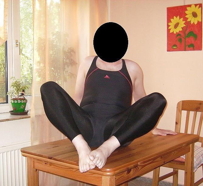 12P Swimsuit badeanzug und leggins
