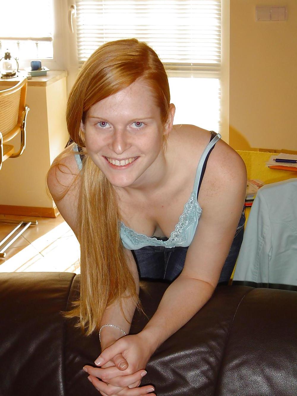 23P Pale Strawberry Blonde 