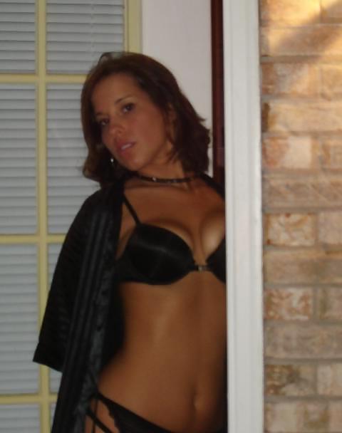 25P Busty Teen Tease Showing Undies