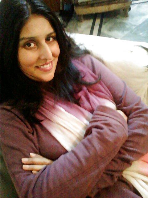 10P Beautiful Pakistani Girl from Kharian 