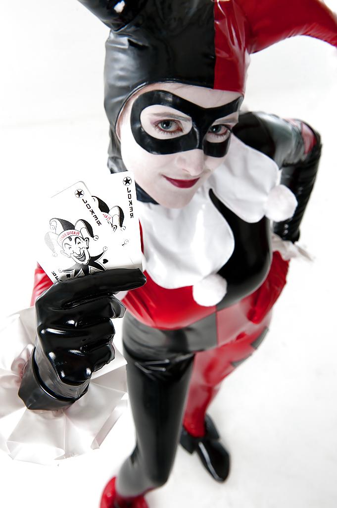 25P Hot Cosplay Girlz