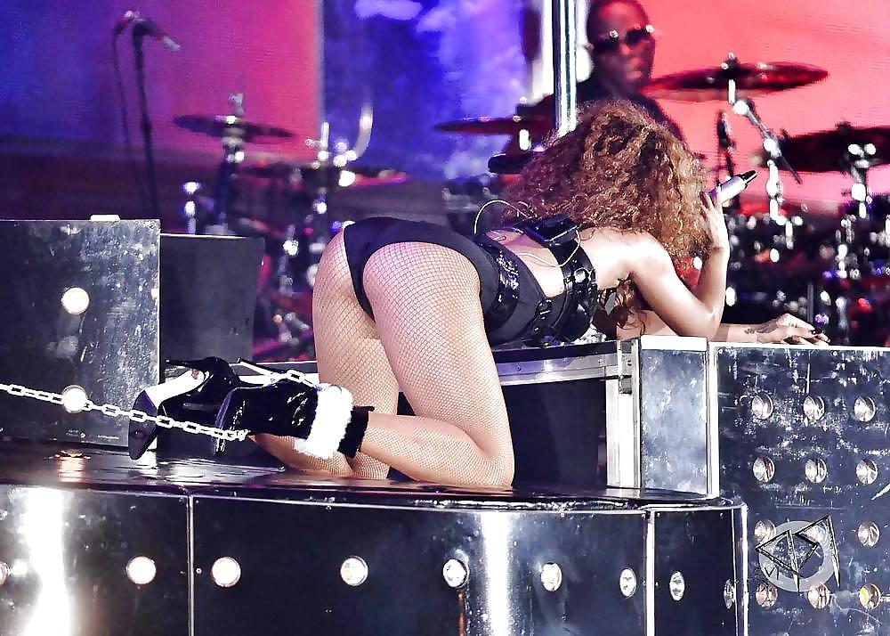 25P Rihanna - Dirty Comments What you Would Do To Her
