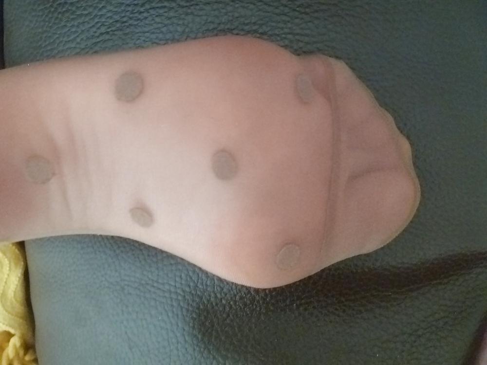 7P Footjob cyr14