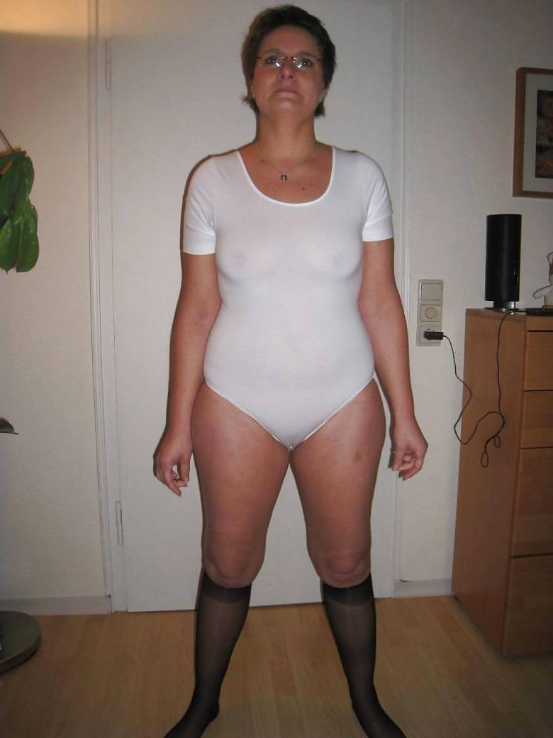 15P Milf has fun