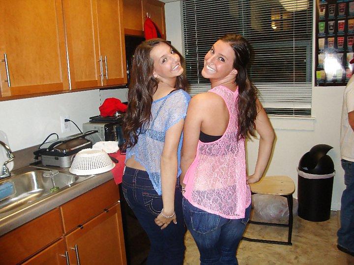 25P Hot Horny Little College Sluts