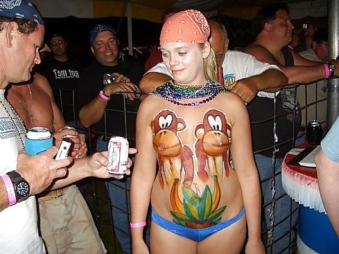 25P Body painting