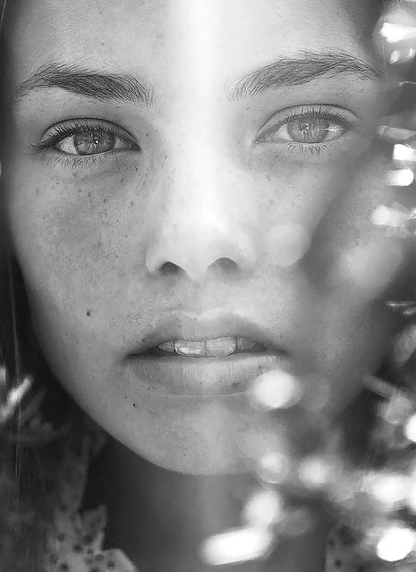 25P Freckles....