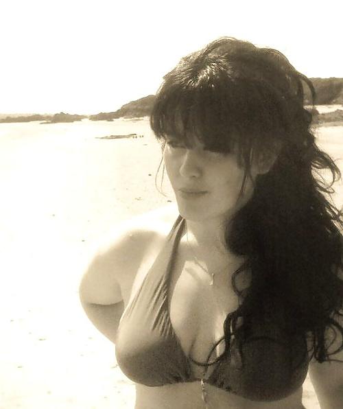 25P Maryna french girl