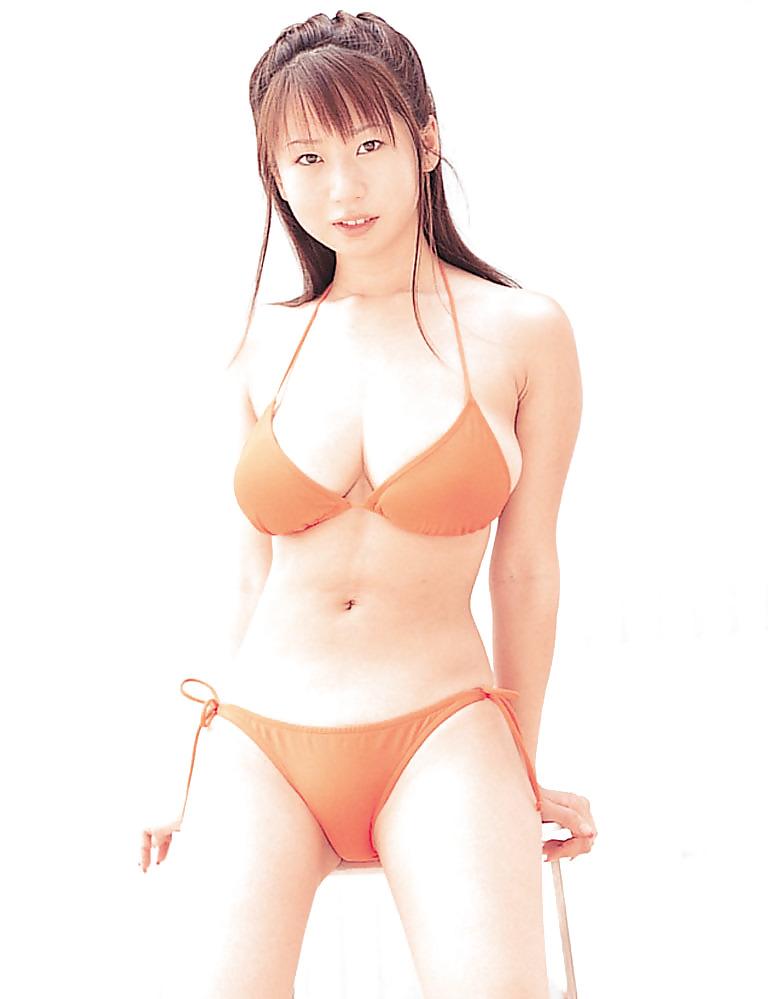 15P JAPANESE BIG BUSTY - Rio Natsume