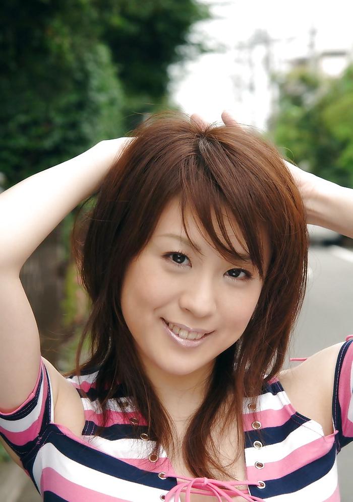 14P JAPANESE BIG BUSTY - Nana Aoyama
