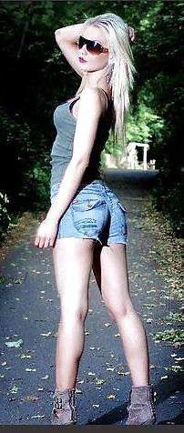 25P More slutty teens , dirty comments needed !