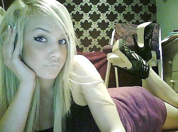 25P More slutty teens , dirty comments needed !
