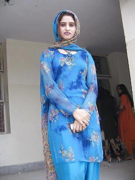 19P Pakistani whore i fucked in Murree 2011