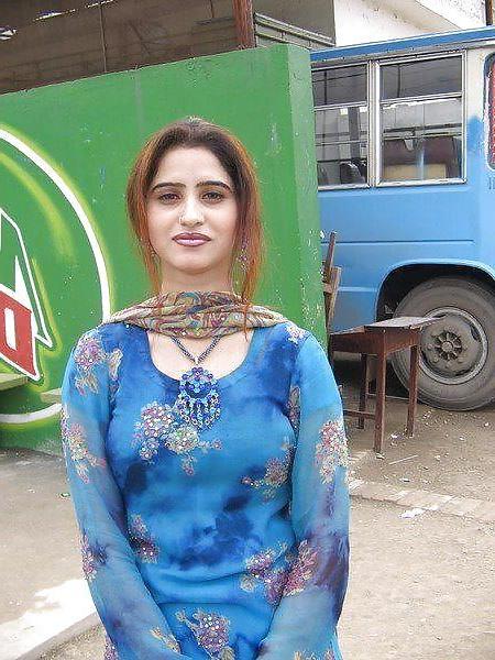 19P Pakistani whore i fucked in Murree 2011