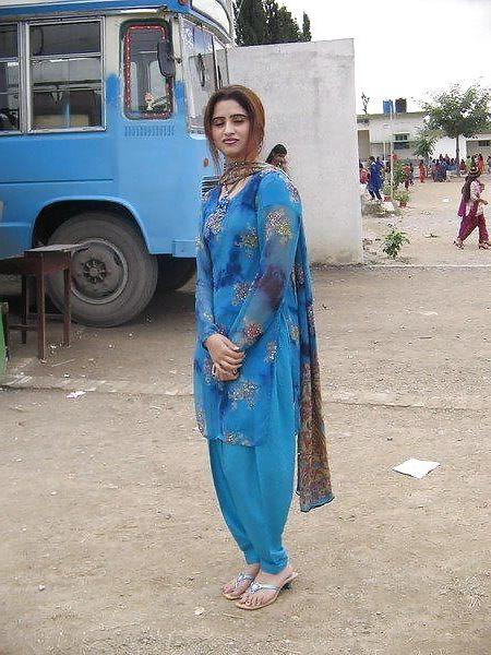 19P Pakistani whore i fucked in Murree 2011