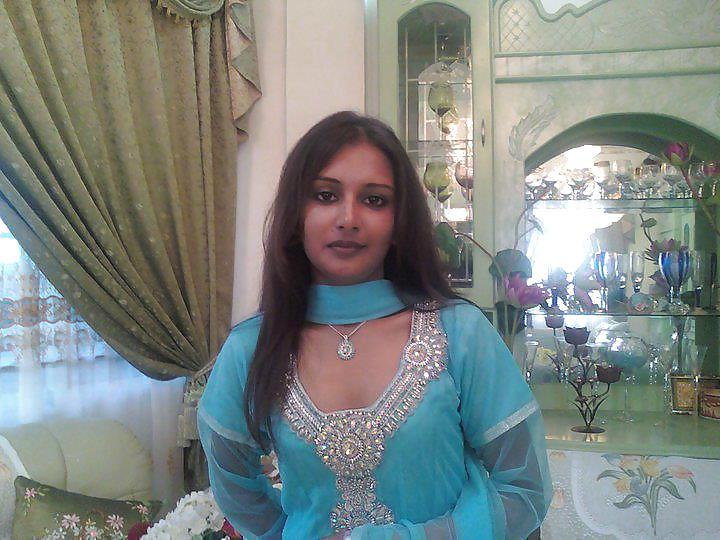25P Pakistanischer Bachiyan Lund ki Pyasiya