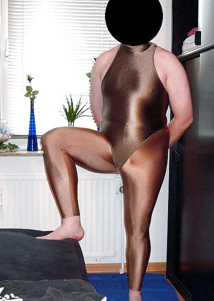 16P Swimsuit badeanzug und leggins