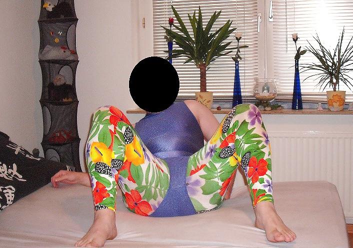 10P Swimsuit badeanzug und leggins