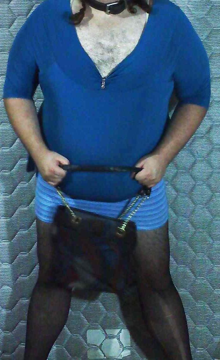 10P Sisy in blue