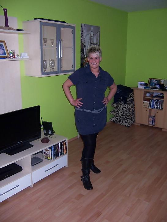 25P Wild & Thick Kinky Wife