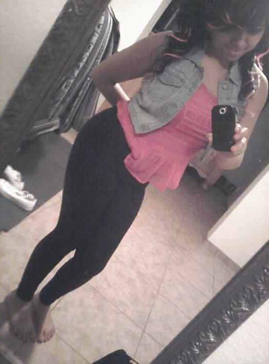 16P Mexican teen Brittany's beautiful feet and body