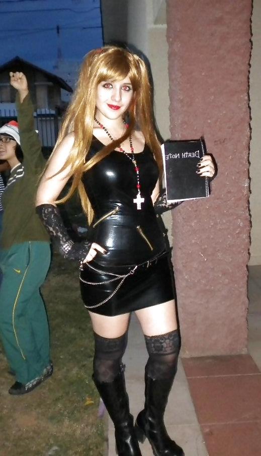 25P Teen cosplay