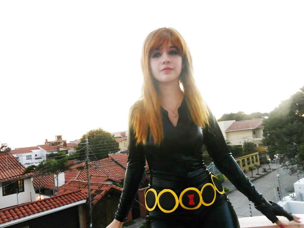 25P Teen cosplay