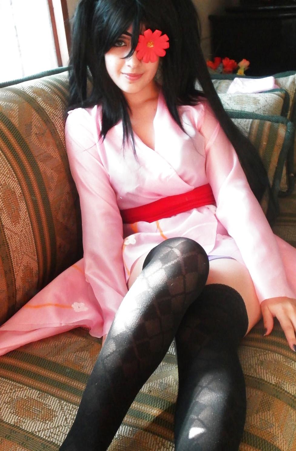 25P Teen cosplay