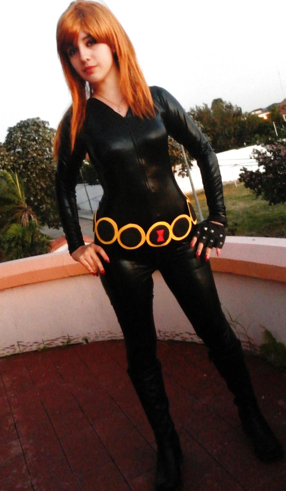 25P Teen cosplay
