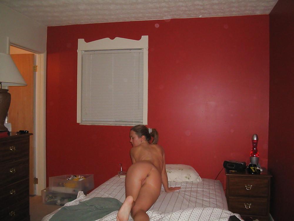25P Dirty-Blonde Saggy Tit Milf