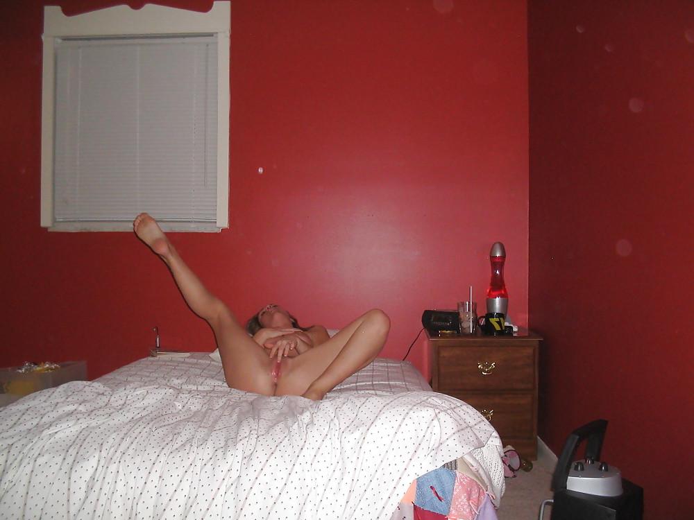 25P Dirty-Blonde Saggy Tit Milf