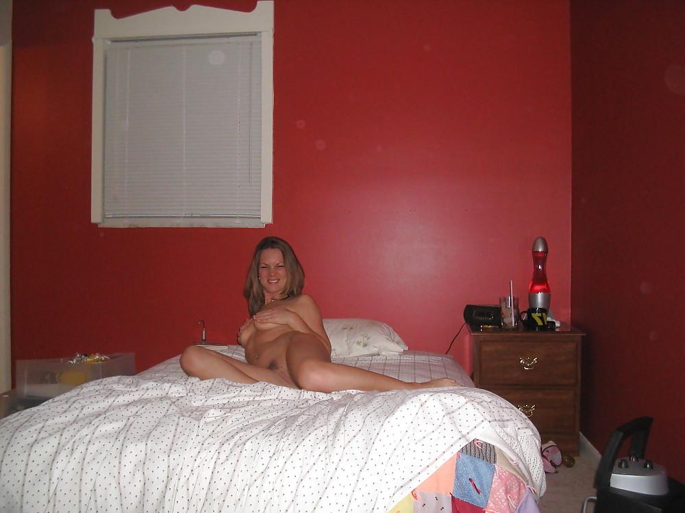 25P Dirty-Blonde Saggy Tit Milf