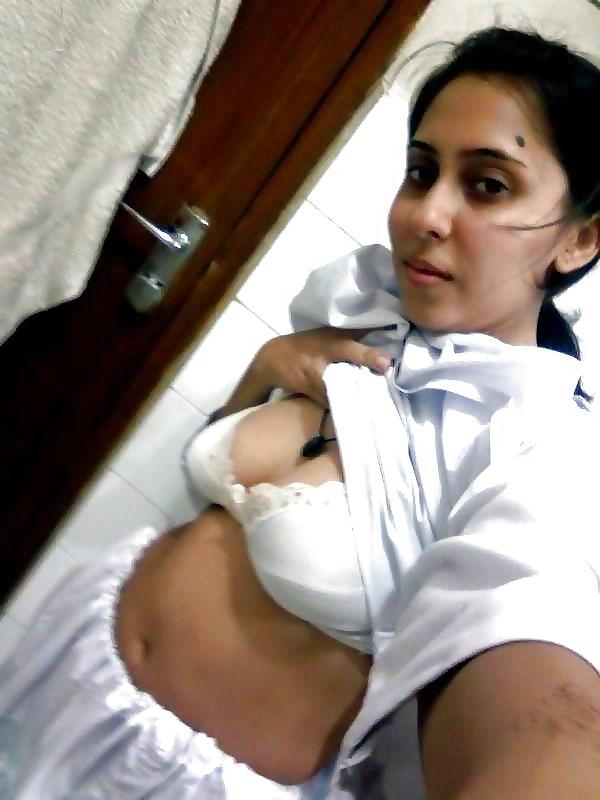 22P Pakistani women