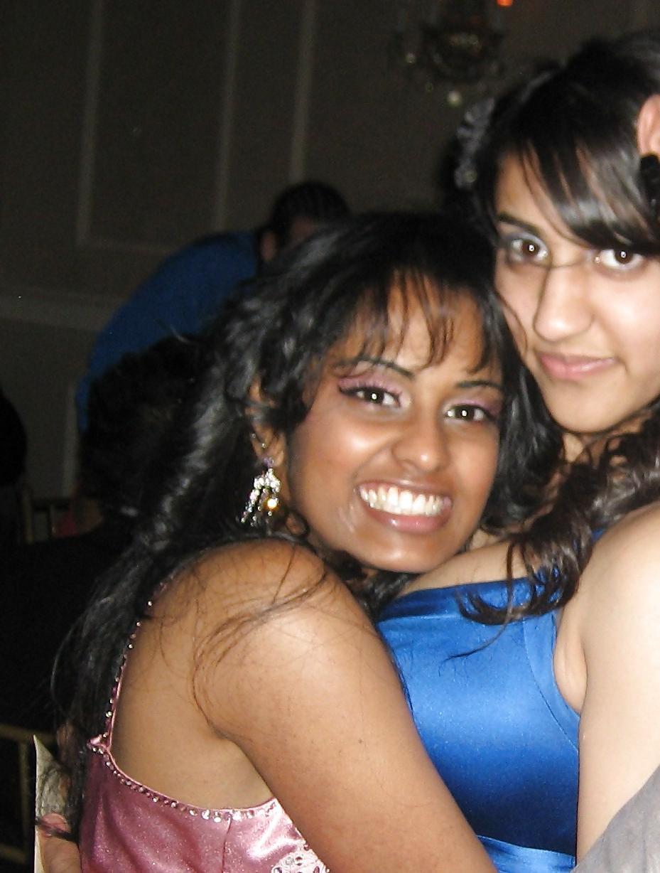 18P Indian Girl With Beautiful Busty Boobs 