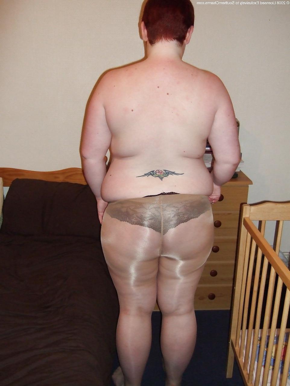 20P Sexy grannys in pantyhose and pantys