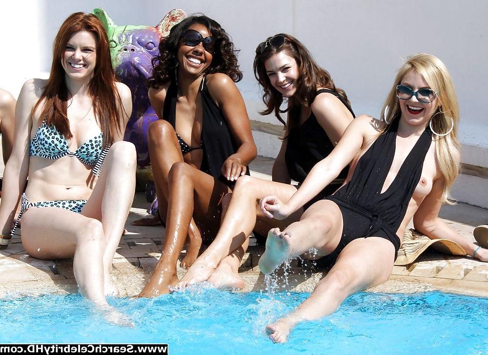 20P Madison Dylan Swimsuit Malfunction Boob Slip In Cannes