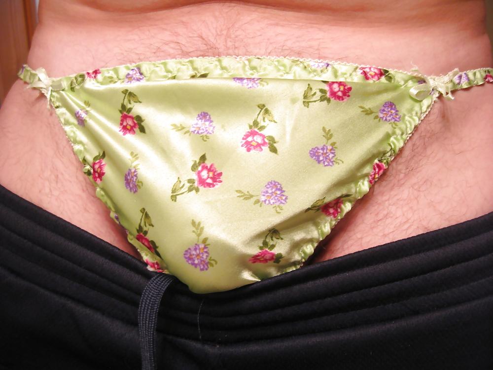 13P Blue and green floral satin thongs