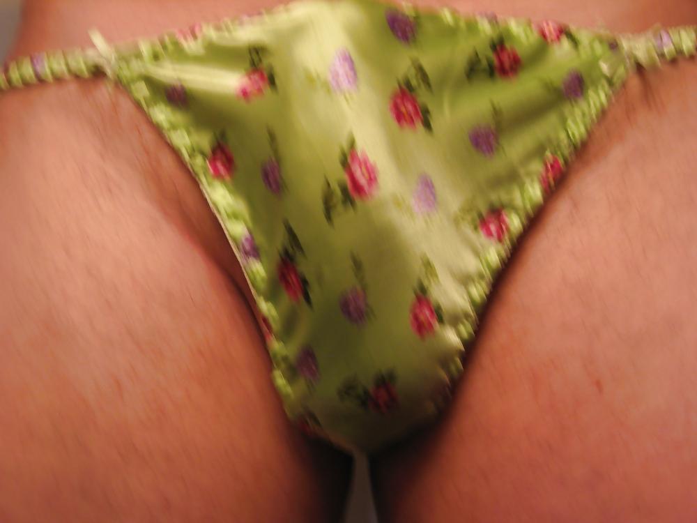 13P Blue and green floral satin thongs
