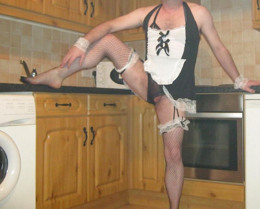 15P Maid dress 01
