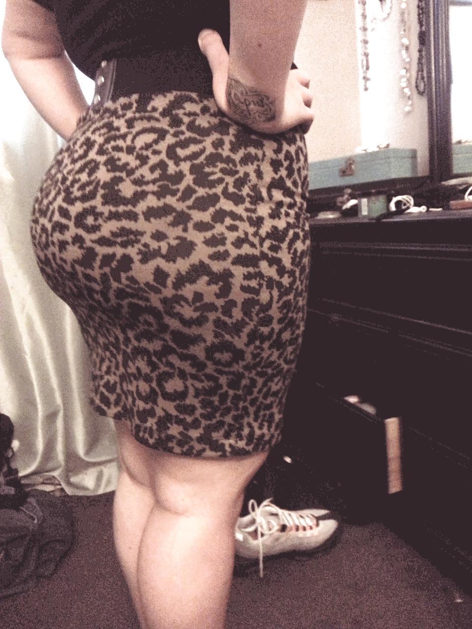 10P Pawg leopard dress