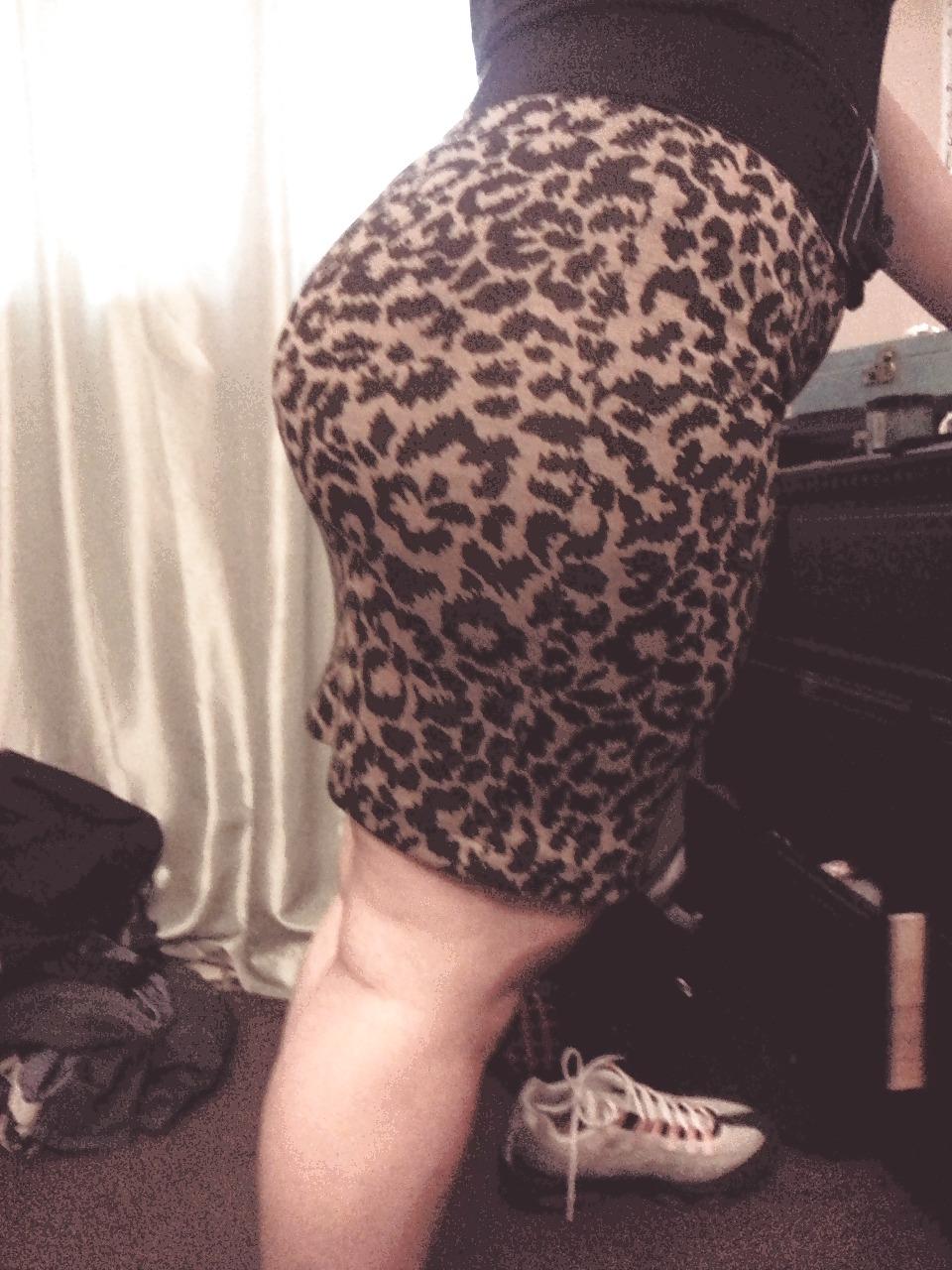 10P Pawg leopard dress
