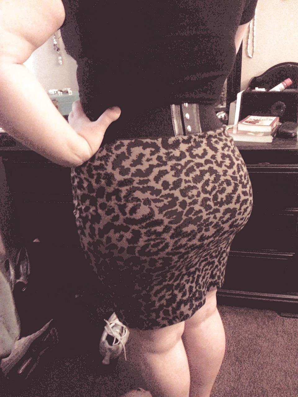 10P Pawg leopard dress