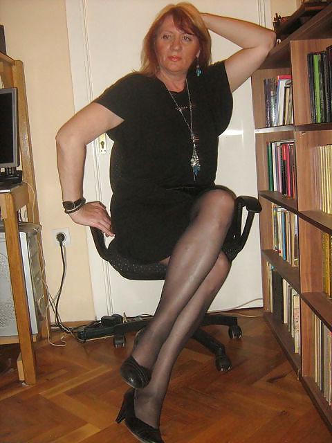 25P Serbian slut