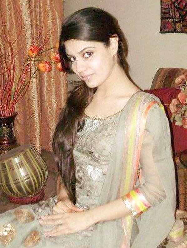 20P I love paki pakistani girls uk