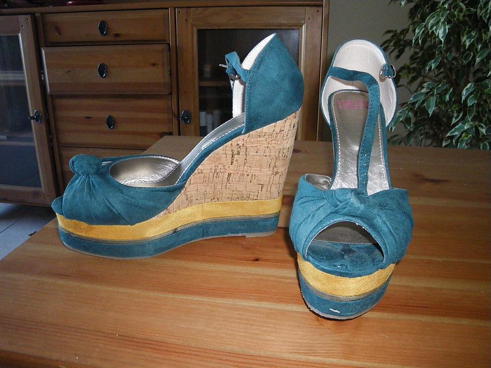 9P Blue platform