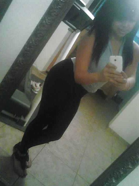 19P Mexican teens feet and body