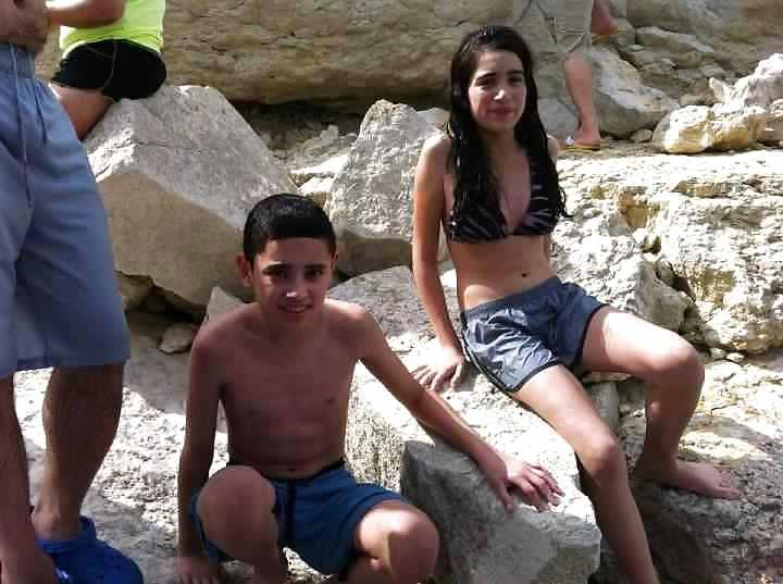 19P Mexican teens feet and body
