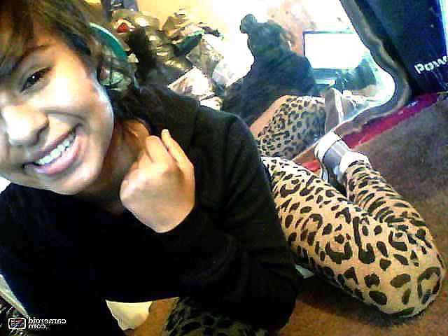 19P Mexican teens feet and body
