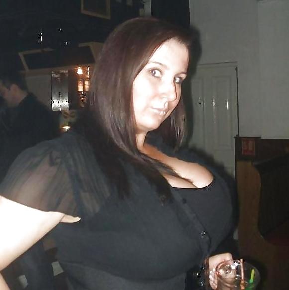 25P More Busty Milfs