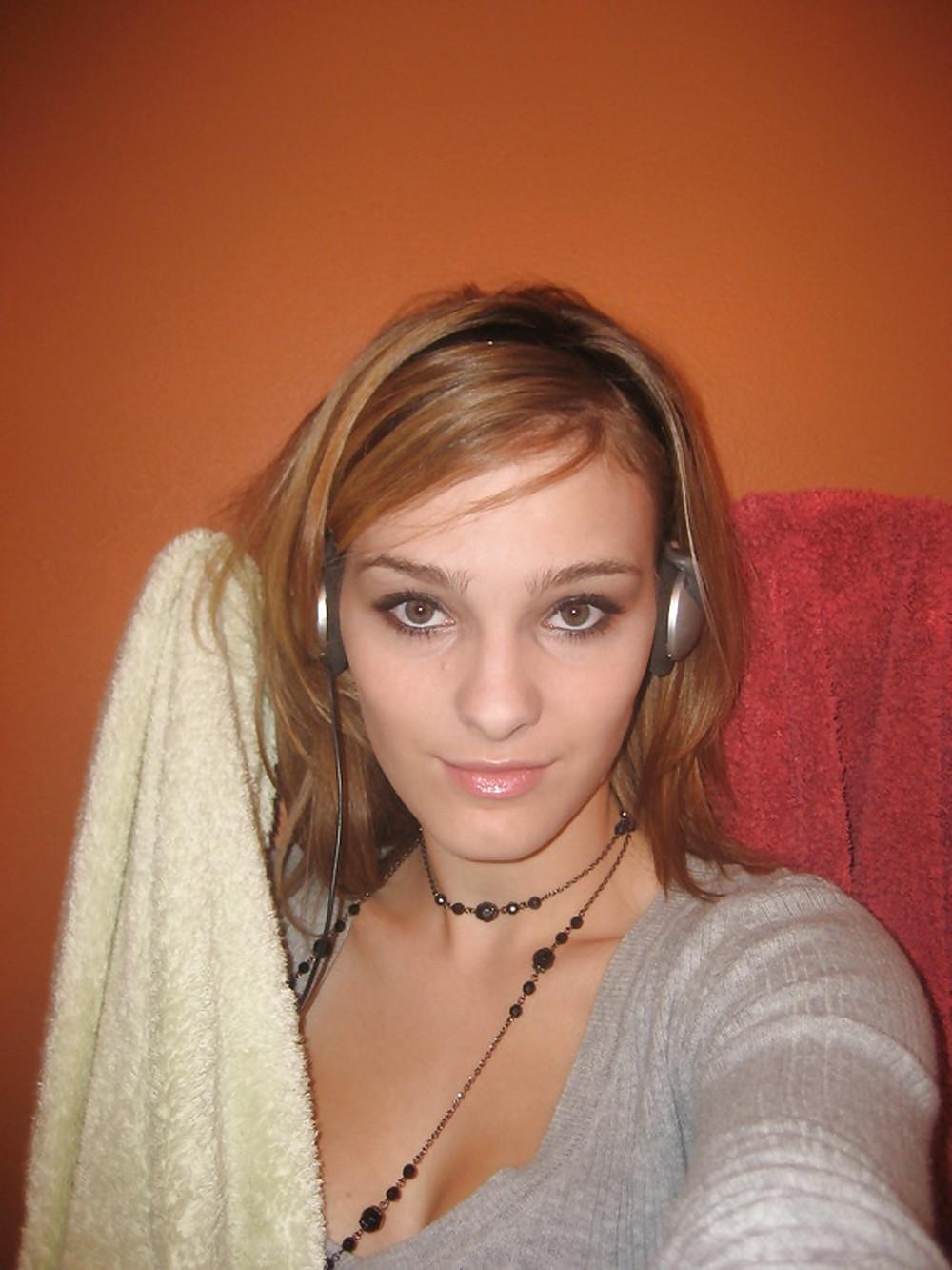 25P Sweet Busty Teen